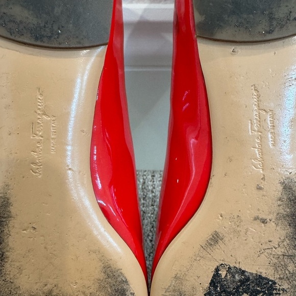 Salvatore Ferragamo Varina Ballet Flat - Picture 12 of 14